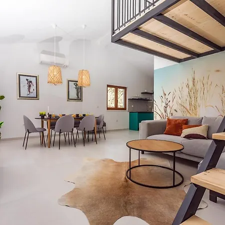 Remusic Pool, Whirlpool, Sauna,4 Bedrooms, Amazing Landscape