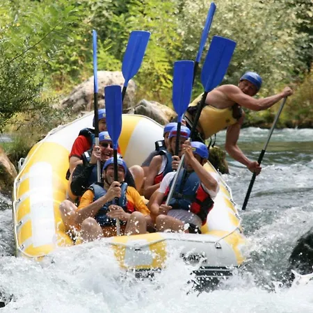 Remusic Pool, Whirlpool, Sauna,4 Bedrooms, Amazing Landscape Vila