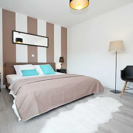 Remusic Pool, Whirlpool, Sauna,4 Bedrooms, Amazing Landscape *